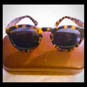 Illesteva tortoise shell "Leonard" sunglasses